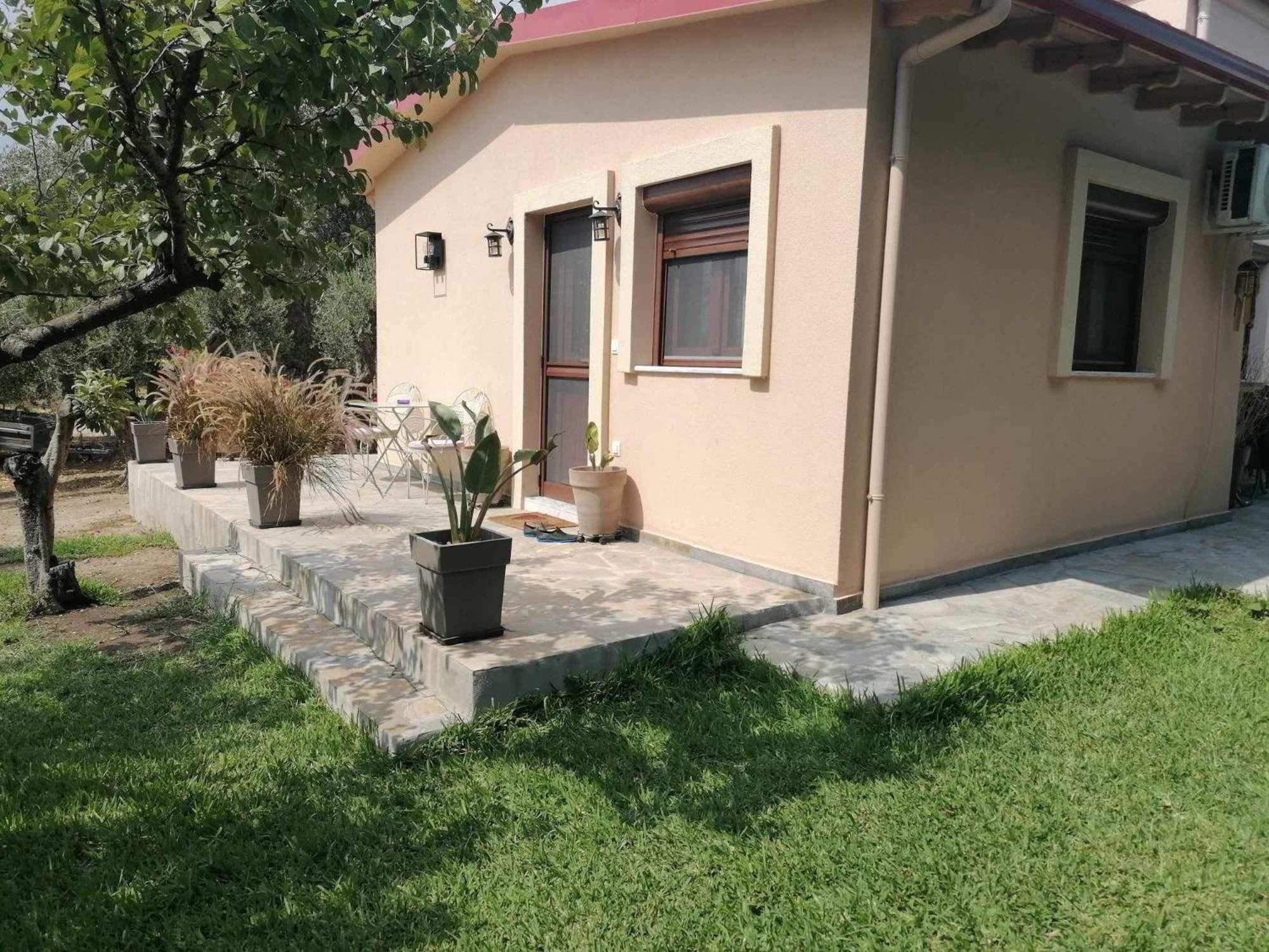 Tiny House By The Sea Villa Nea Skioni Exterior photo